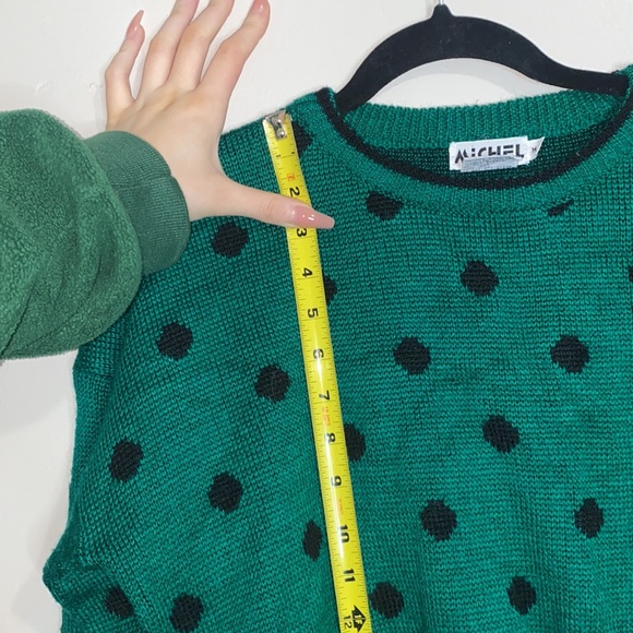 🍂Vintage Green and BlackMichel thick polka dot sweater! - Picture 5 of 7